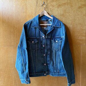NWT Custom Levi's Relaxed Fit Trucker Jacket
